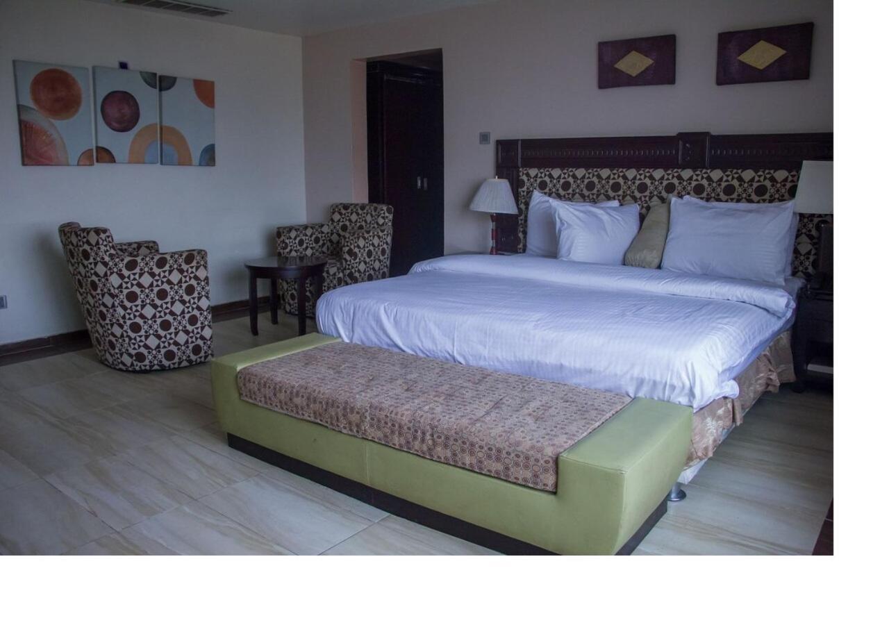 Exel Oriental Hotel & Suites Lagos Exterior photo